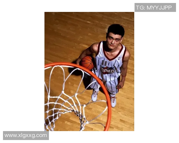 姚明线稿艺术作品展现篮球巨星的独特魅力与风采